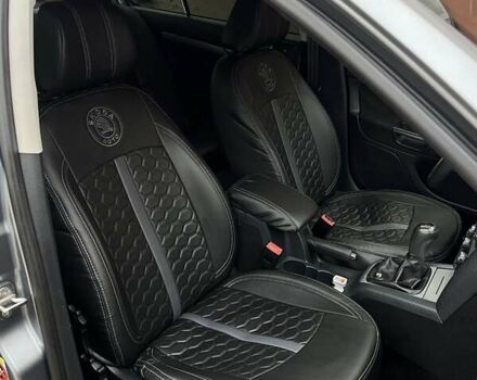 Серый Шкода Октавия, объемом двигателя 1.8 л и пробегом 239 тыс. км за 8800 $, фото 56 на Automoto.ua