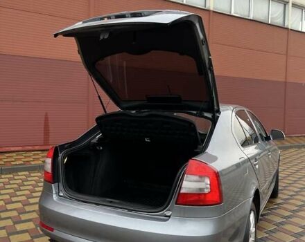 Серый Шкода Октавия, объемом двигателя 1.8 л и пробегом 239 тыс. км за 8800 $, фото 9 на Automoto.ua