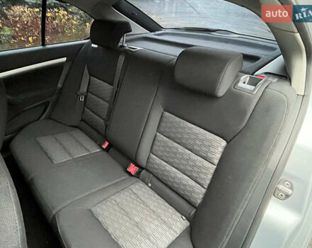 Сірий Шкода Октавія, об'ємом двигуна 1.6 л та пробігом 226 тис. км за 6990 $, фото 13 на Automoto.ua