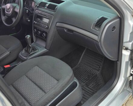 Серый Шкода Октавия, объемом двигателя 1.4 л и пробегом 132 тыс. км за 7999 $, фото 10 на Automoto.ua