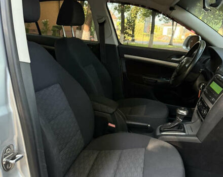 Сірий Шкода Октавія, об'ємом двигуна 2 л та пробігом 254 тис. км за 8400 $, фото 43 на Automoto.ua