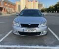 Серый Шкода Октавия, объемом двигателя 1.8 л и пробегом 185 тыс. км за 8000 $, фото 1 на Automoto.ua