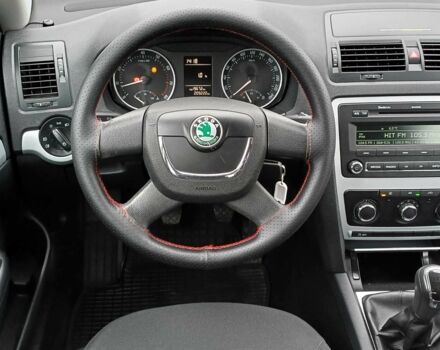 Сірий Шкода Октавія, об'ємом двигуна 1.4 л та пробігом 209 тис. км за 7800 $, фото 13 на Automoto.ua