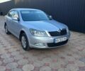 Сірий Шкода Октавія, об'ємом двигуна 1.8 л та пробігом 185 тис. км за 7500 $, фото 1 на Automoto.ua