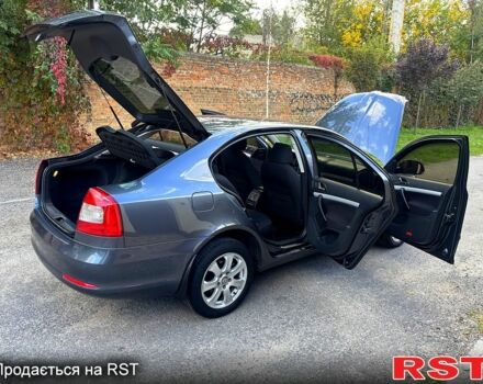 Серый Шкода Октавия, объемом двигателя 1.8 л и пробегом 180 тыс. км за 7100 $, фото 7 на Automoto.ua
