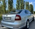 Серый Шкода Октавия, объемом двигателя 1.8 л и пробегом 221 тыс. км за 8000 $, фото 4 на Automoto.ua