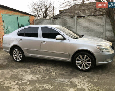 Серый Шкода Октавия, объемом двигателя 1.8 л и пробегом 245 тыс. км за 8000 $, фото 2 на Automoto.ua
