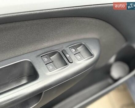 Серый Шкода Октавия, объемом двигателя 1.6 л и пробегом 77 тыс. км за 10900 $, фото 42 на Automoto.ua