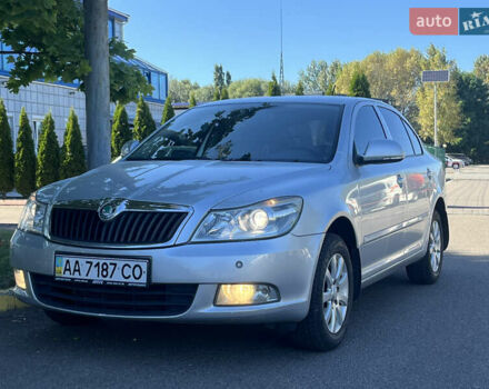 Серый Шкода Октавия, объемом двигателя 1.8 л и пробегом 215 тыс. км за 6550 $, фото 1 на Automoto.ua