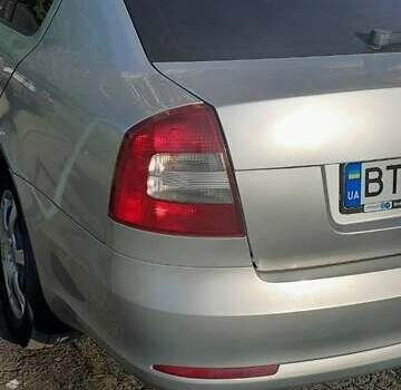 Сірий Шкода Октавія, об'ємом двигуна 1.8 л та пробігом 450 тис. км за 8000 $, фото 7 на Automoto.ua