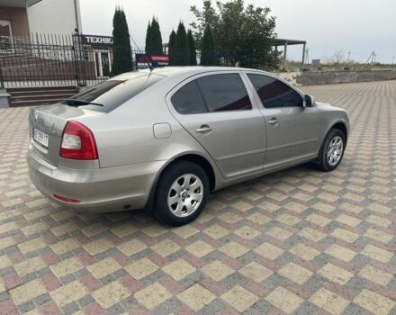 Шкода Октавия 2012 в Гайсине на Automoto.ua Серый Шкода Октавия, объемом двигателя 1.6 л и пробегом 220 тыс. км за 6200 $, фото 2 на Automoto.ua