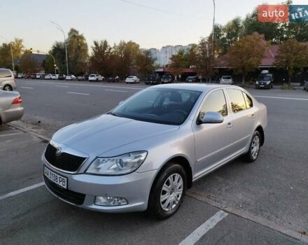Сірий Шкода Октавія, об'ємом двигуна 1.6 л та пробігом 140 тис. км за 8999 $, фото 4 на Automoto.ua