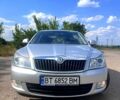 Серый Шкода Октавия, объемом двигателя 1.6 л и пробегом 180 тыс. км за 8400 $, фото 1 на Automoto.ua