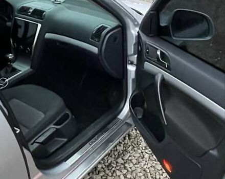 Сірий Шкода Октавія, об'ємом двигуна 1.6 л та пробігом 212 тис. км за 7700 $, фото 10 на Automoto.ua