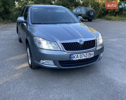 Шкода Октавія 2012 у Києві на Automoto.ua Сірий Шкода Октавія, об'ємом двигуна 1.8 л та пробігом 196 тис. км за 8000 $, фото 6 на Automoto.ua