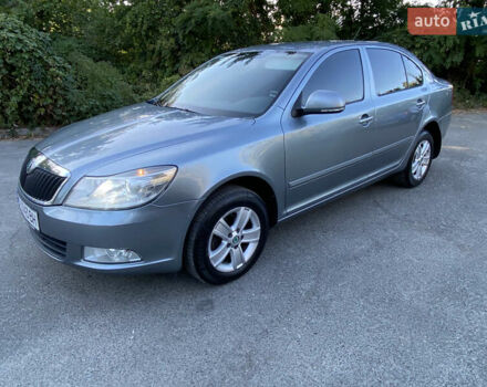 Шкода Октавія 2012 у Києві на Automoto.ua Сірий Шкода Октавія, об'ємом двигуна 1.8 л та пробігом 196 тис. км за 8000 $, фото 1 на Automoto.ua