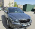 Серый Шкода Октавия, объемом двигателя 2 л и пробегом 275 тыс. км за 10500 $, фото 1 на Automoto.ua
