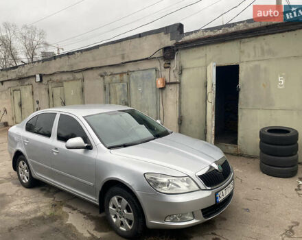 Сірий Шкода Октавія, об'ємом двигуна 1.8 л та пробігом 250 тис. км за 7000 $, фото 6 на Automoto.ua