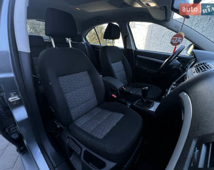 Серый Шкода Октавия, объемом двигателя 1.6 л и пробегом 220 тыс. км за 8500 $, фото 119 на Automoto.ua