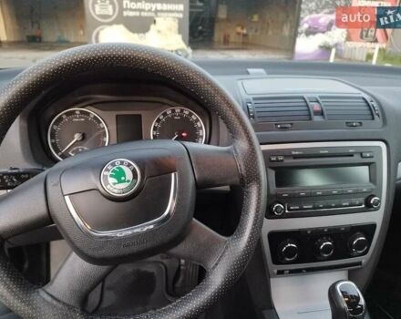 Сірий Шкода Октавія, об'ємом двигуна 1.6 л та пробігом 140 тис. км за 8999 $, фото 9 на Automoto.ua