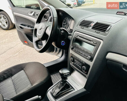 Серый Шкода Октавия, объемом двигателя 1.8 л и пробегом 245 тыс. км за 8400 $, фото 27 на Automoto.ua