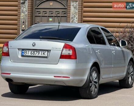 Сірий Шкода Октавія, об'ємом двигуна 1.8 л та пробігом 250 тис. км за 7800 $, фото 31 на Automoto.ua