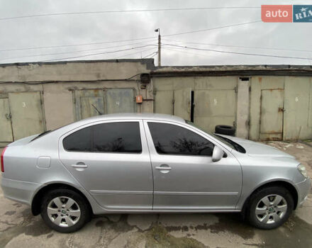 Сірий Шкода Октавія, об'ємом двигуна 1.8 л та пробігом 250 тис. км за 7000 $, фото 5 на Automoto.ua