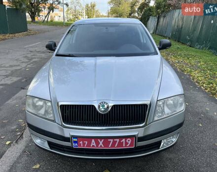 Шкода Октавія 2012 у Києві на Automoto.ua Сірий Шкода Октавія, об'ємом двигуна 1.6 л та пробігом 205 тис. км за 7000 $, фото 1 на Automoto.ua