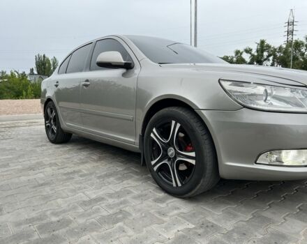 Сірий Шкода Октавія, об'ємом двигуна 1.6 л та пробігом 260 тис. км за 7500 $, фото 1 на Automoto.ua