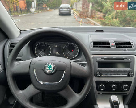 Сірий Шкода Октавія, об'ємом двигуна 1.8 л та пробігом 101 тис. км за 8950 $, фото 10 на Automoto.ua