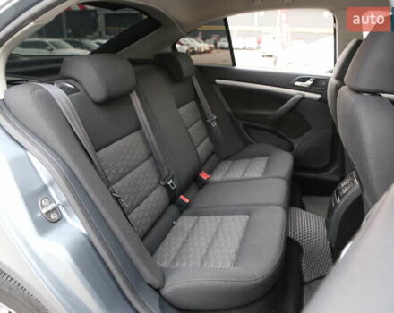 Серый Шкода Октавия, объемом двигателя 1.8 л и пробегом 201 тыс. км за 8900 $, фото 10 на Automoto.ua