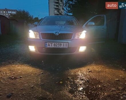 Серый Шкода Октавия, объемом двигателя 1.2 л и пробегом 183 тыс. км за 9000 $, фото 15 на Automoto.ua