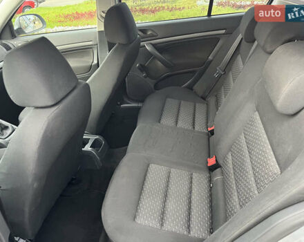 Шкода Октавія 2012 у Києві на Automoto.ua Сірий Шкода Октавія, об'ємом двигуна 1.6 л та пробігом 205 тис. км за 7000 $, фото 9 на Automoto.ua