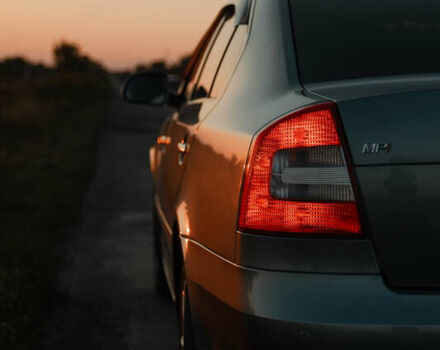 Шкода Октавія 2012 у Полтаві на Automoto.ua Сірий Шкода Октавія, об'ємом двигуна 1.6 л та пробігом 141 тис. км за 9200 $, фото 5 на Automoto.ua