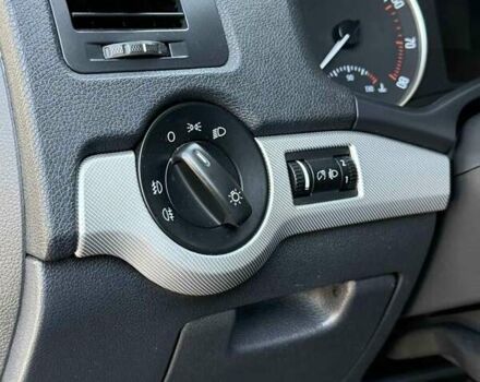 Серый Шкода Октавия, объемом двигателя 1.8 л и пробегом 174 тыс. км за 12800 $, фото 28 на Automoto.ua