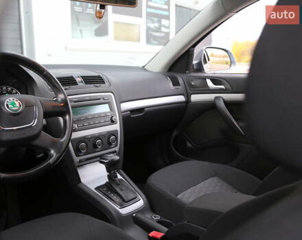 Серый Шкода Октавия, объемом двигателя 1.8 л и пробегом 201 тыс. км за 8900 $, фото 14 на Automoto.ua