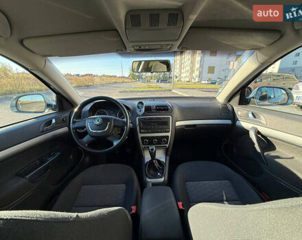 Шкода Октавия 2012 в Виннице на Automoto.ua Серый Шкода Октавия, объемом двигателя 1.8 л и пробегом 174 тыс. км за 7999 $, фото 16 на Automoto.ua