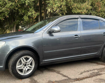 Шкода Октавія 2012 у Нежине на Automoto.ua Сірий Шкода Октавія, об'ємом двигуна 1.6 л та пробігом 215 тис. км за 8700 $, фото 4 на Automoto.ua