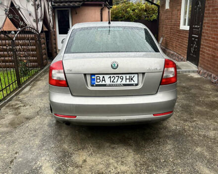 Серый Шкода Октавия, объемом двигателя 1.6 л и пробегом 204 тыс. км за 8000 $, фото 3 на Automoto.ua