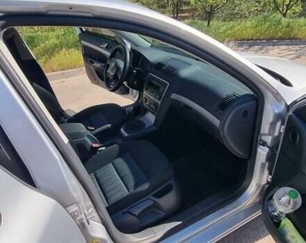 Сірий Шкода Октавія, об'ємом двигуна 1.8 л та пробігом 130 тис. км за 9200 $, фото 10 на Automoto.ua