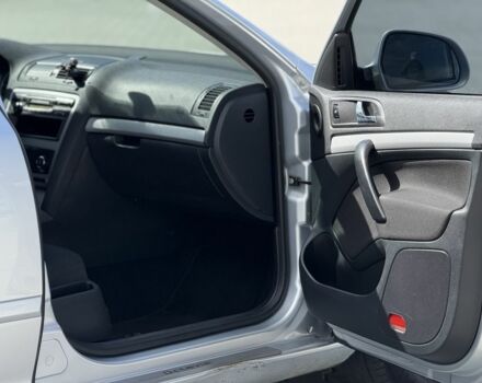 Сірий Шкода Октавія, об'ємом двигуна 1.6 л та пробігом 250 тис. км за 7499 $, фото 18 на Automoto.ua