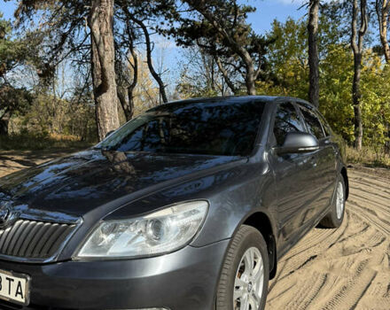 Шкода Октавия 2012 в Днепре (Днепропетровске) на Automoto.ua Серый Шкода Октавия, объемом двигателя 1.8 л и пробегом 241 тыс. км за 7500 $, фото 1 на Automoto.ua