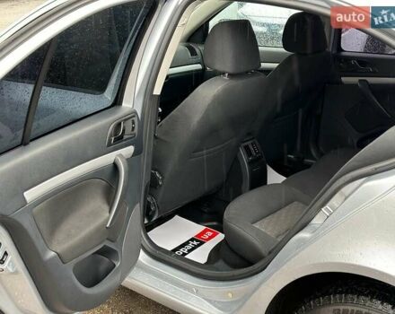 Сірий Шкода Октавія, об'ємом двигуна 1.4 л та пробігом 196 тис. км за 7440 $, фото 19 на Automoto.ua