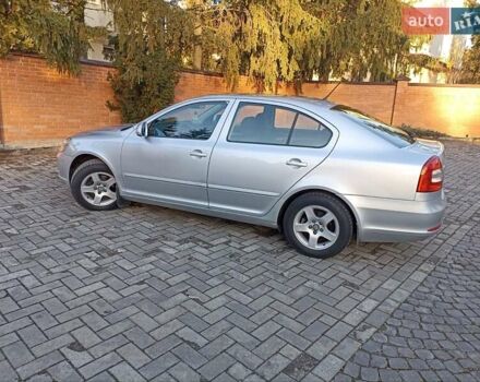 Сірий Шкода Октавія, об'ємом двигуна 1.6 л та пробігом 230 тис. км за 7777 $, фото 16 на Automoto.ua