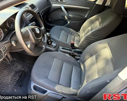 Серый Шкода Октавия, объемом двигателя 1.6 л и пробегом 173 тыс. км за 7700 $, фото 9 на Automoto.ua