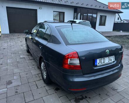 Сірий Шкода Октавія, об'ємом двигуна 2 л та пробігом 244 тис. км за 9400 $, фото 7 на Automoto.ua