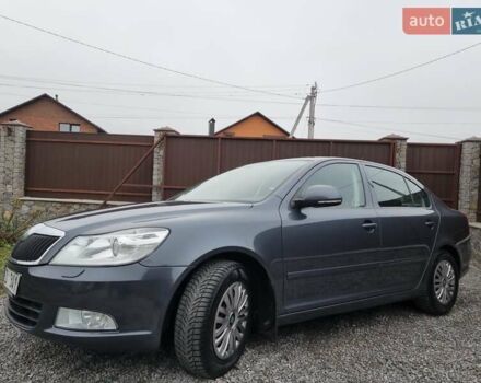 Сірий Шкода Октавія, об'ємом двигуна 2 л та пробігом 245 тис. км за 9200 $, фото 1 на Automoto.ua