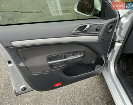 Сірий Шкода Октавія, об'ємом двигуна 1.8 л та пробігом 101 тис. км за 8950 $, фото 9 на Automoto.ua