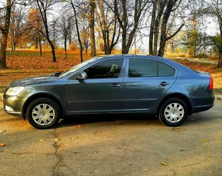 Серый Шкода Октавия, объемом двигателя 1.8 л и пробегом 182 тыс. км за 8200 $, фото 2 на Automoto.ua