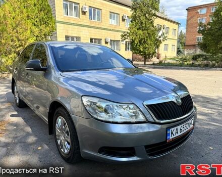Серый Шкода Октавия, объемом двигателя 1.6 л и пробегом 173 тыс. км за 7700 $, фото 1 на Automoto.ua